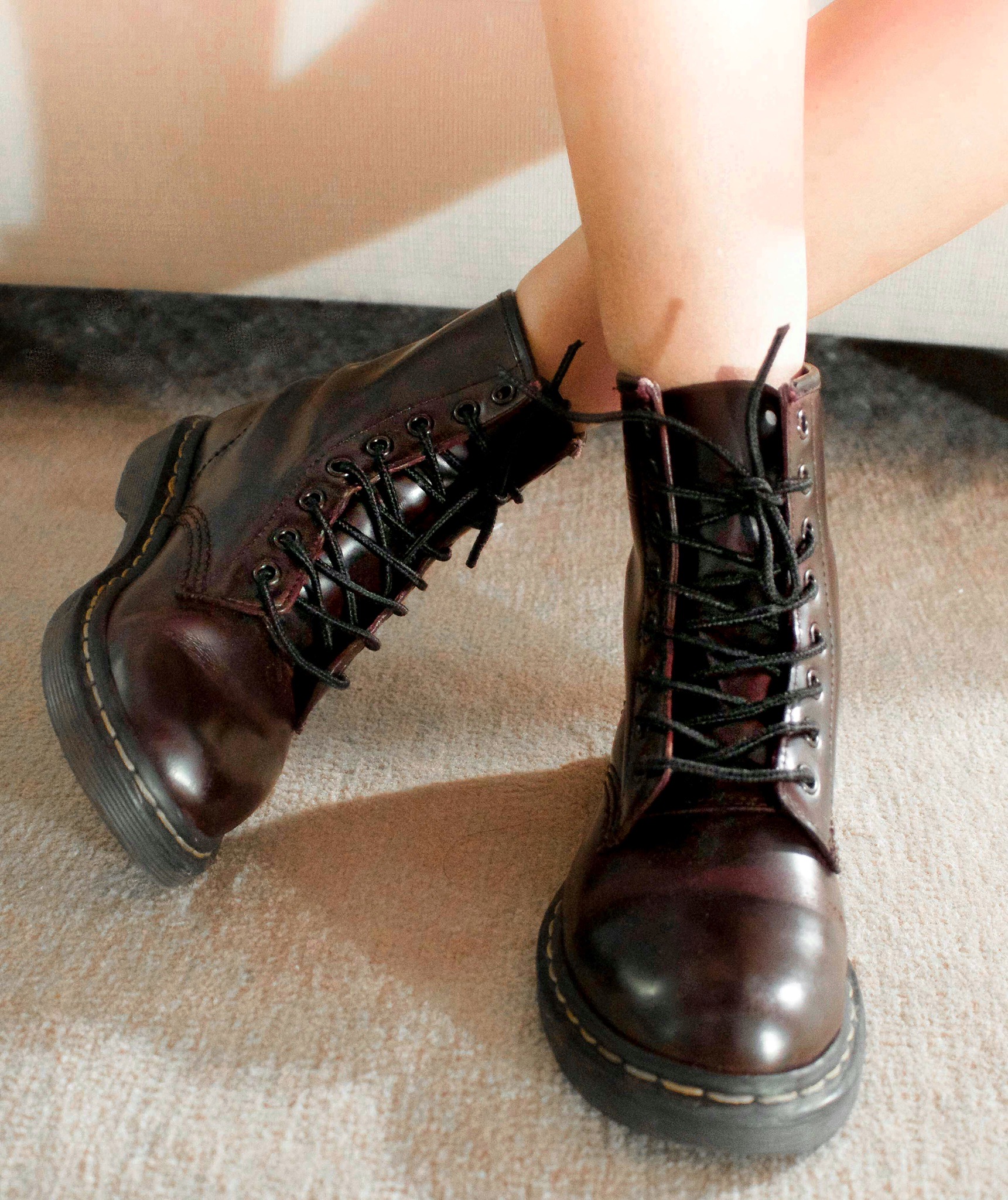 Dr. Martens se suma a la tendencia Tie Dye con sus botas 1460